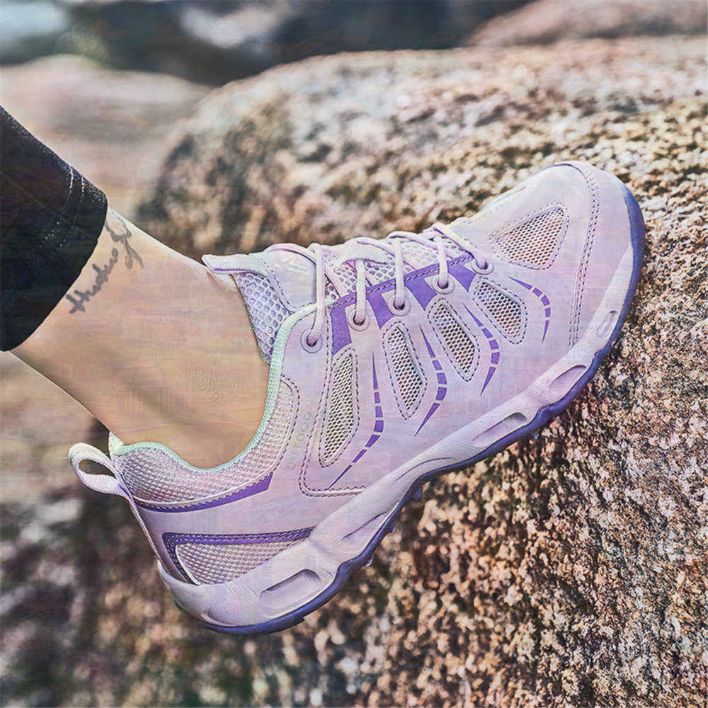 Sumer Round Tip Silver Sneaker - Streetwear Gym Brand 评论和价格