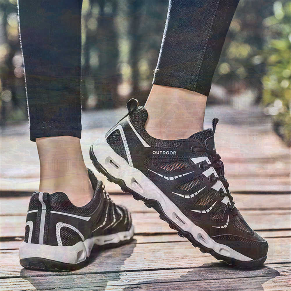 Sumer Round Tip Silver Sneaker - Streetwear Gym Brand 评论和价格