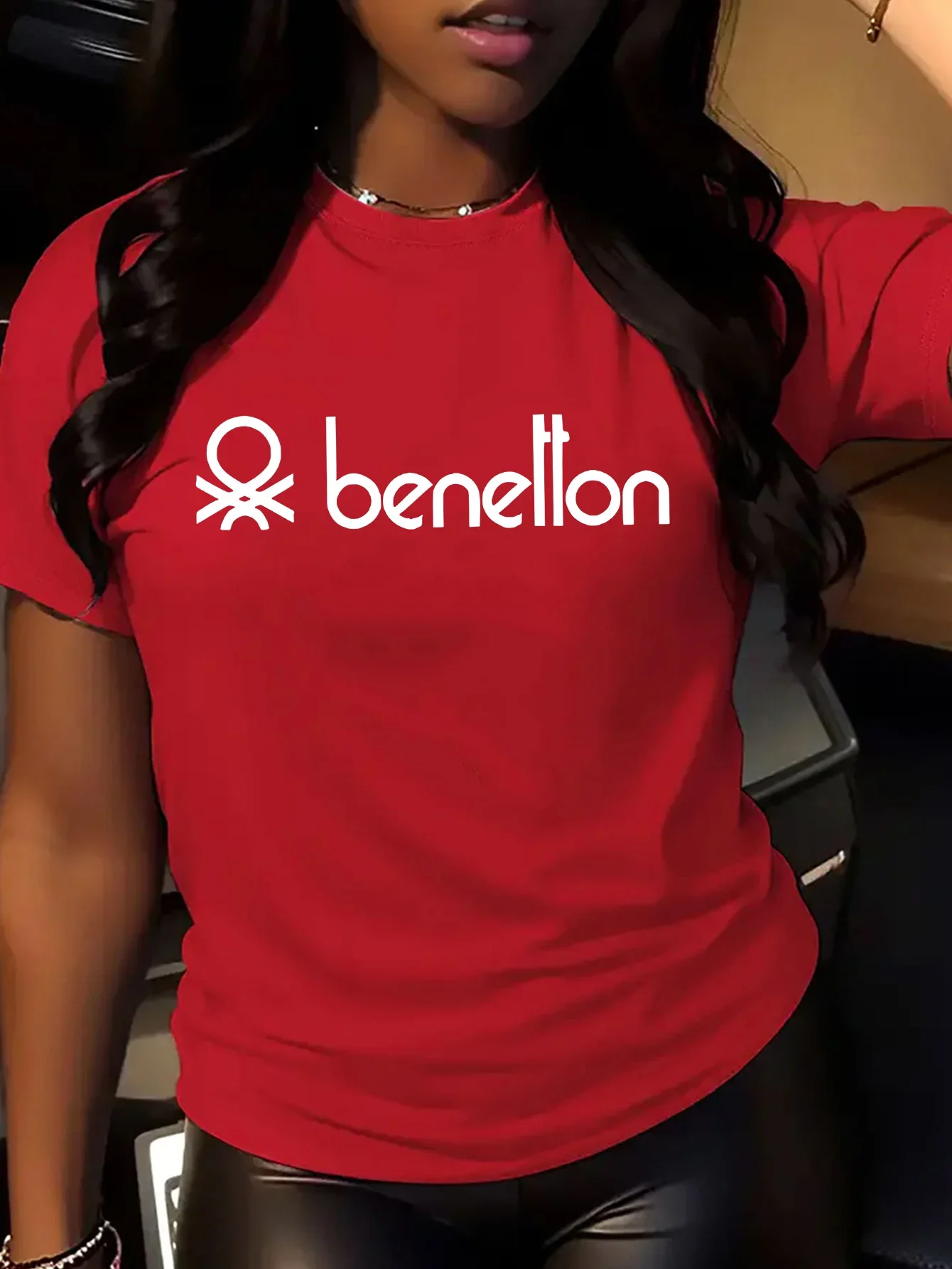 Benelton Graphic Print Women'S - Quality Streetwear Brand 评论和价格